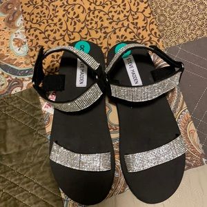 Steve Madden Grip-tape Walking sandals